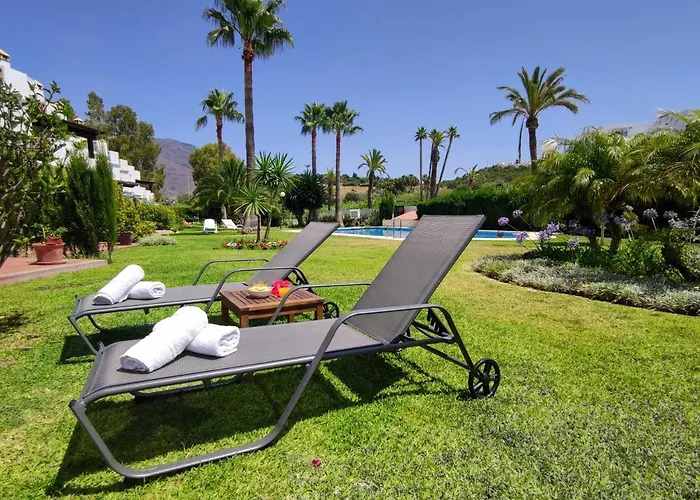 度假居 Spacious Beachfront Town House In With Fully Equipped Kitchen, Pools, Garden, Sea View *