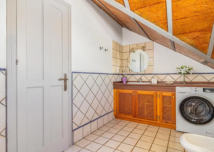 Spacious Beachfront Town House In With Fully Equipped Kitchen, Pools, Garden, Sea View Holiday home Estepona