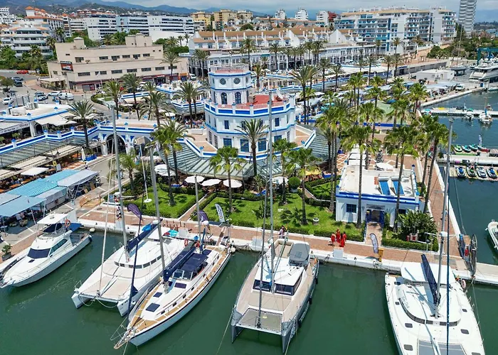 Holiday home Spacious Beachfront Town House In With Fully Equipped Kitchen, Pools, Garden, Sea View